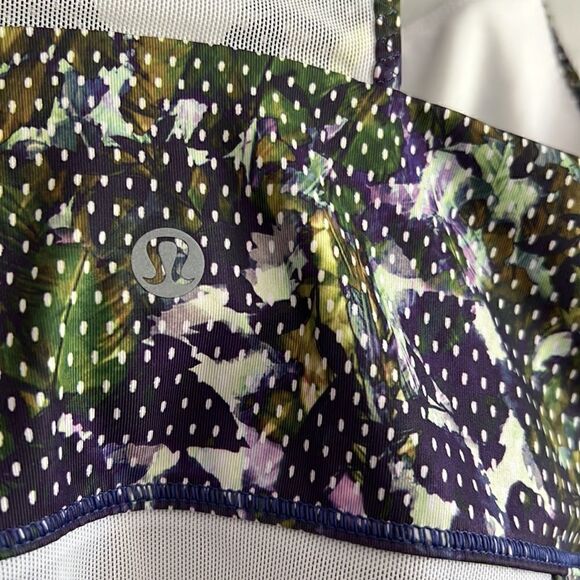 Lululemon Running In The City Tank - Picture 9 of 10